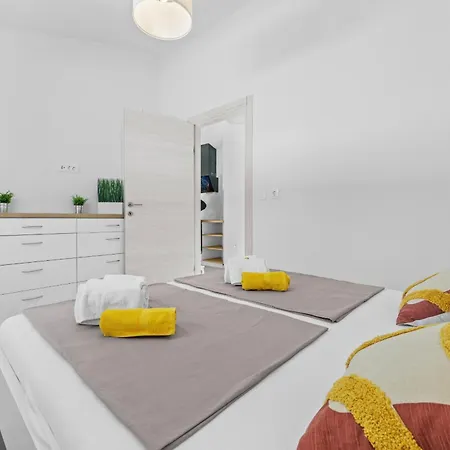 Apartment Barbariga Paradise 1 Peroj